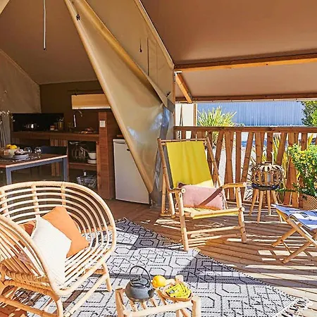 Tente Confortable - 4 Pers. - Api-1-52-2628 Camping *