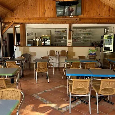 Camping Tente Confortable - 4 Pers. - Api-1-52-2628 Concourson-sur-Layon