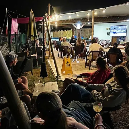 Tente Confortable - 4 Pers. - Api-1-52-2628 Camping *