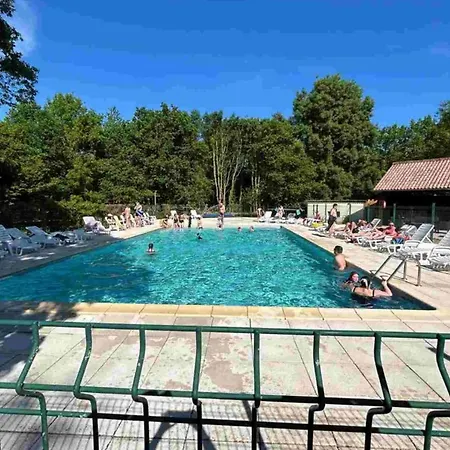 Tente Confortable - 4 Pers. - Api-1-52-2628 *
